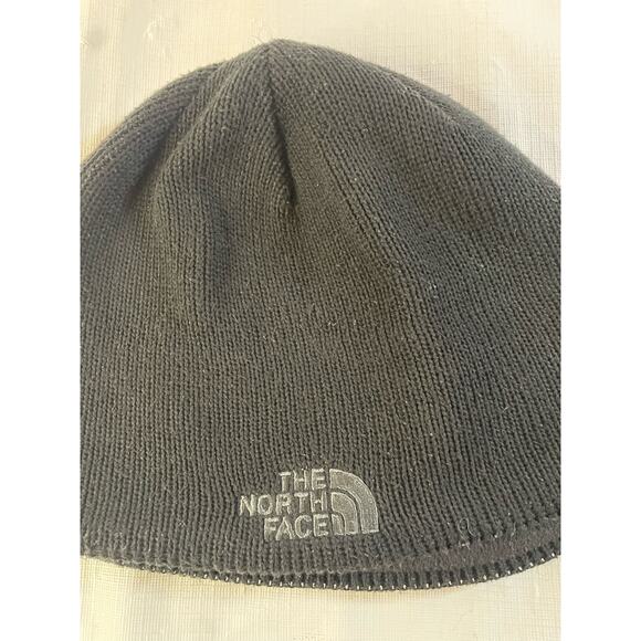 The North Face Black Winter Hat Beanie GUC - Picture 2 of 7